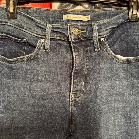 Levi's Mid Rise 311 Shaping Skinny Denim Jeans - Picture 2 of 8
